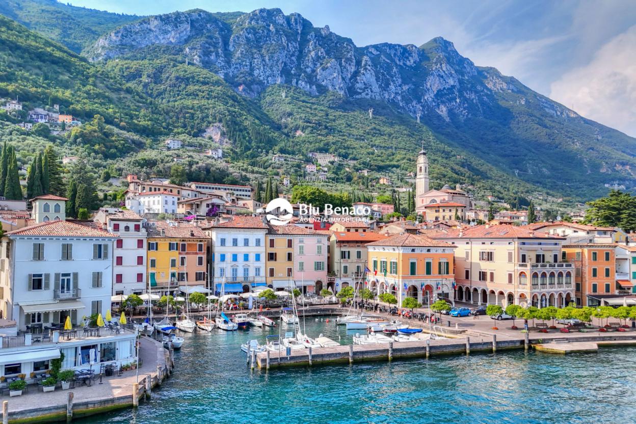 Appartamento in vendita a Gargnano