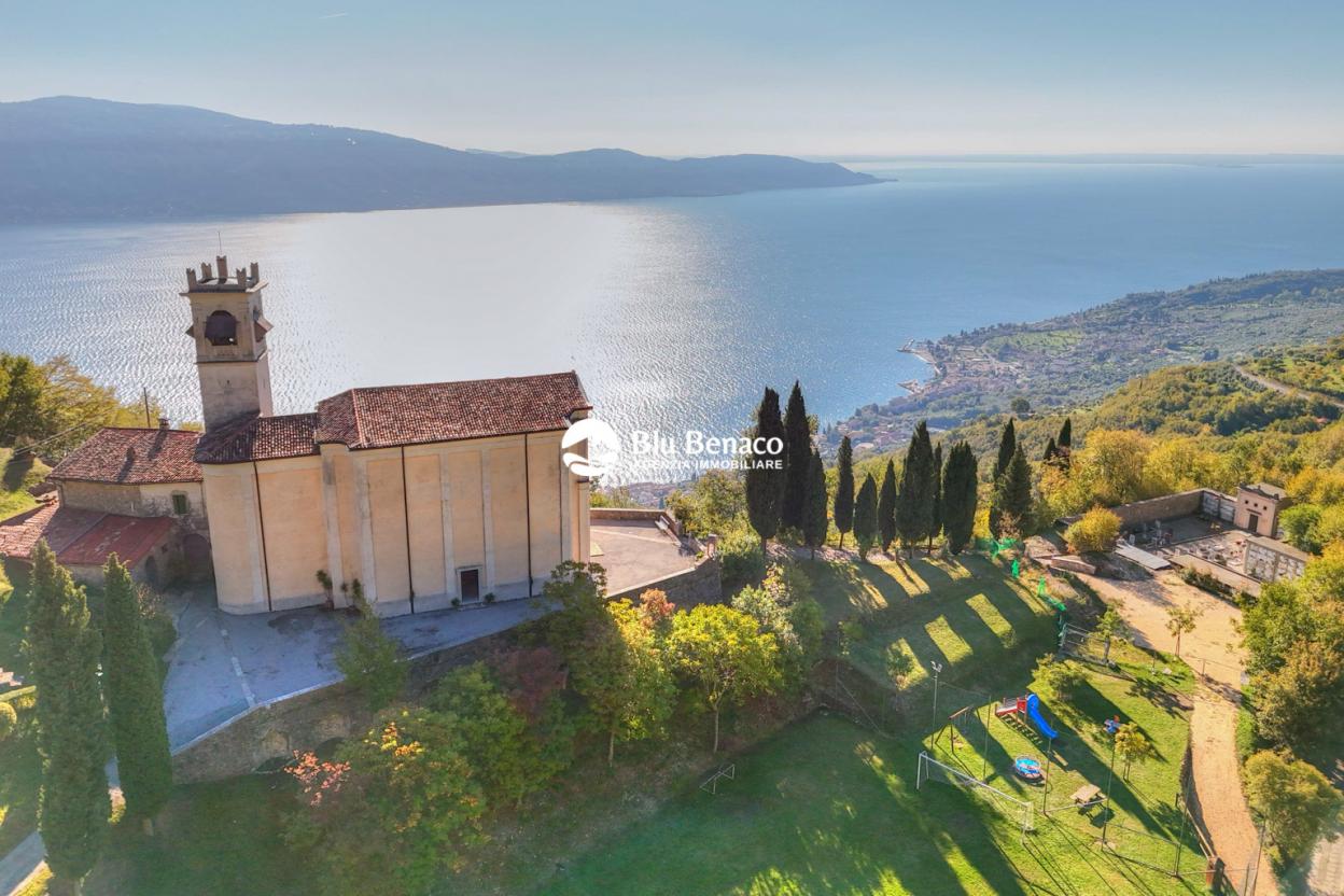 Property for sale in Sasso