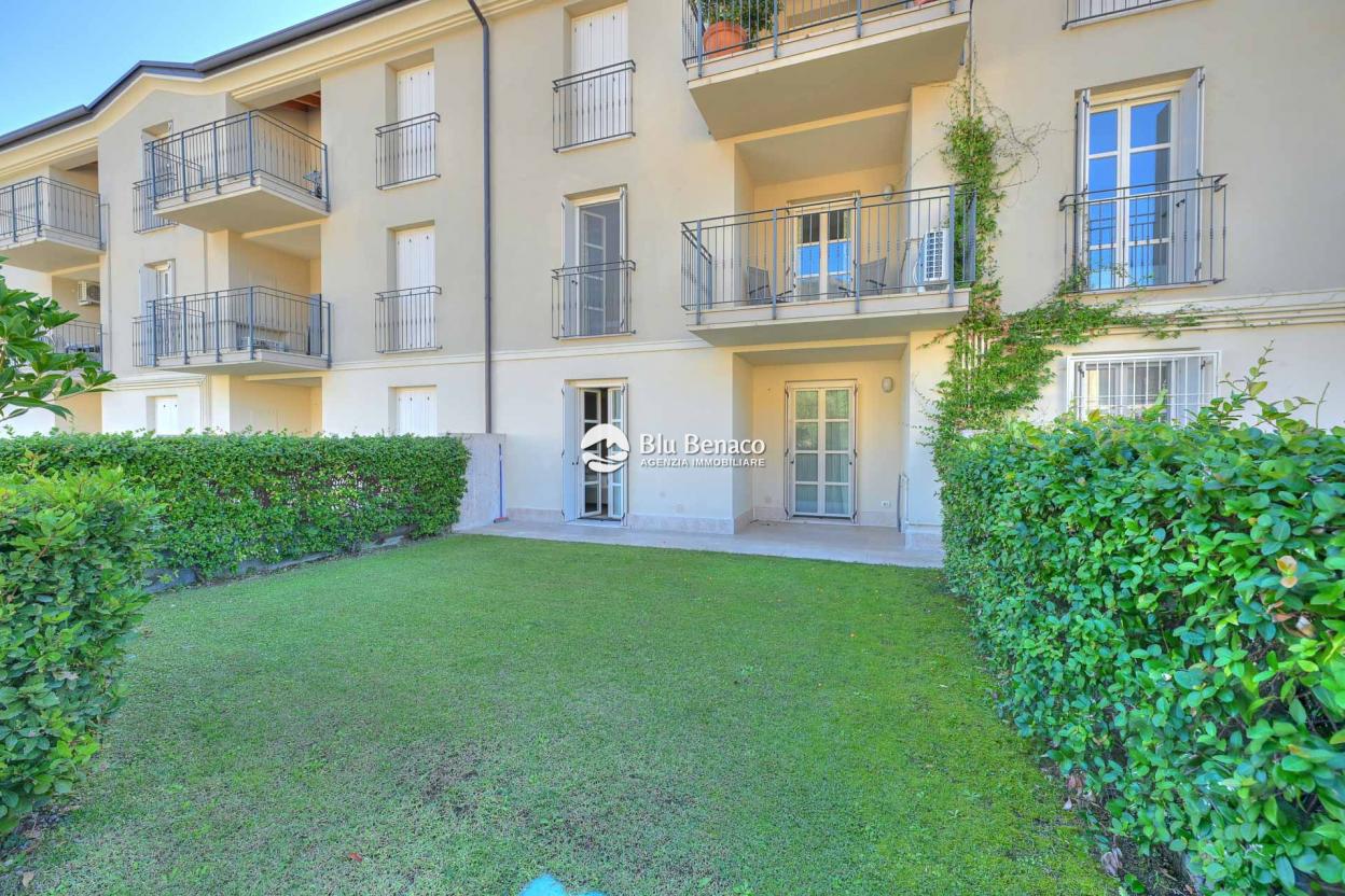 Three-room apartment for sale in Maderno