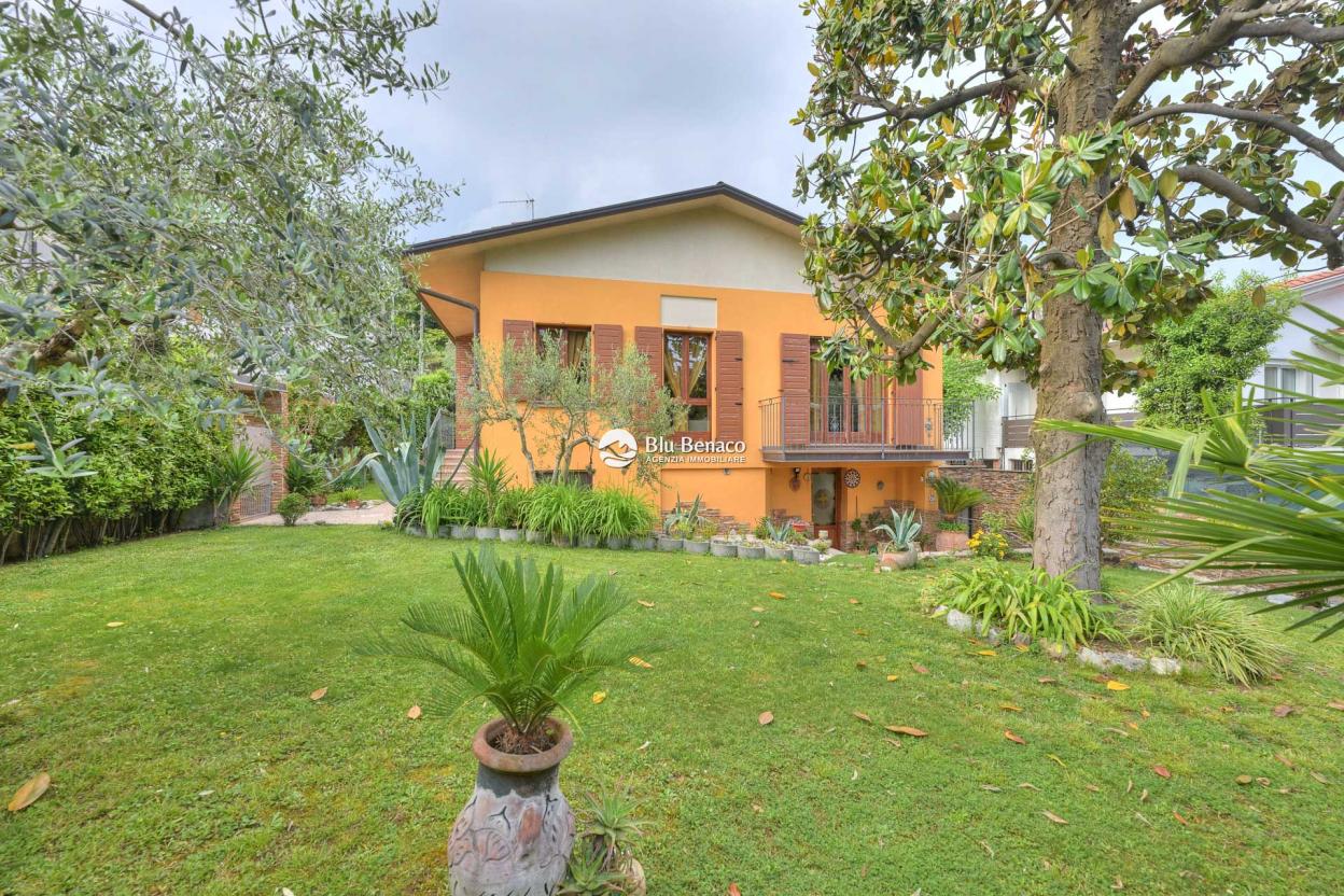 Villa singola in vendita a Roè Volciano 