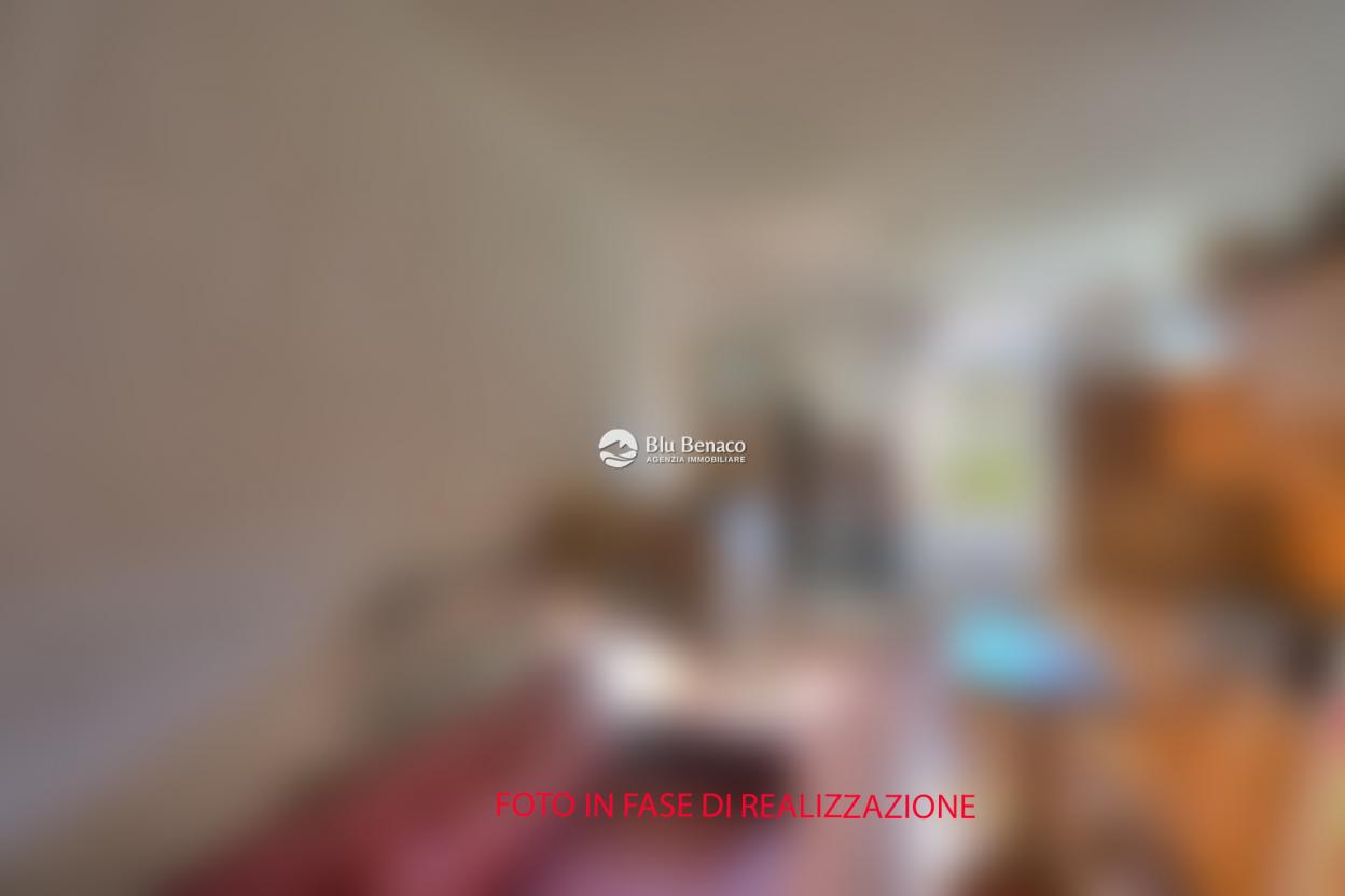 Porzione cielo terra in vendita a Navazzo 