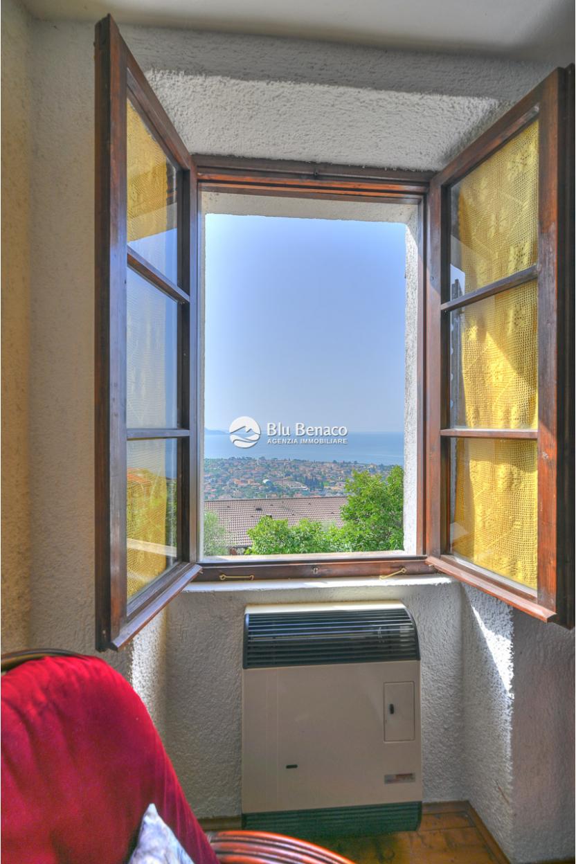 Characteristic property for rent in Maderno