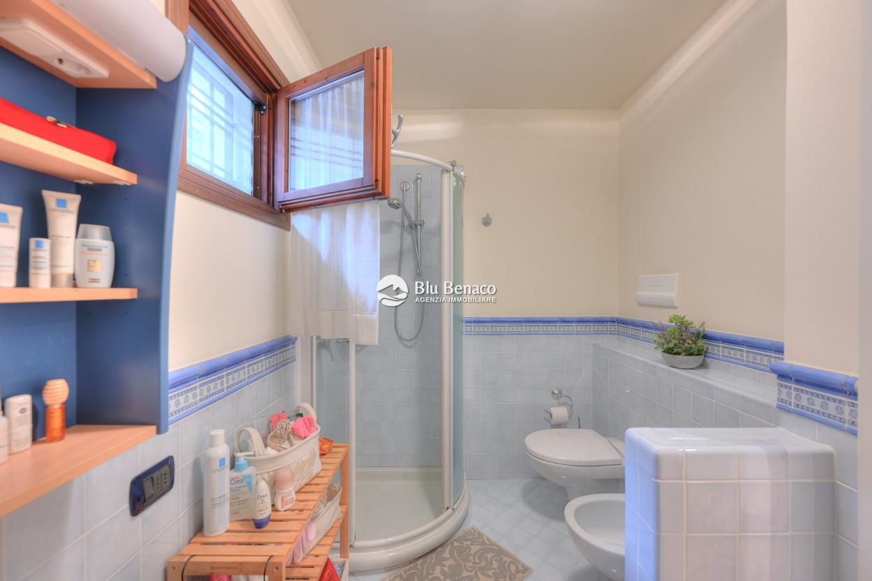 Lovely four-room apartment for sale in Toscolano 