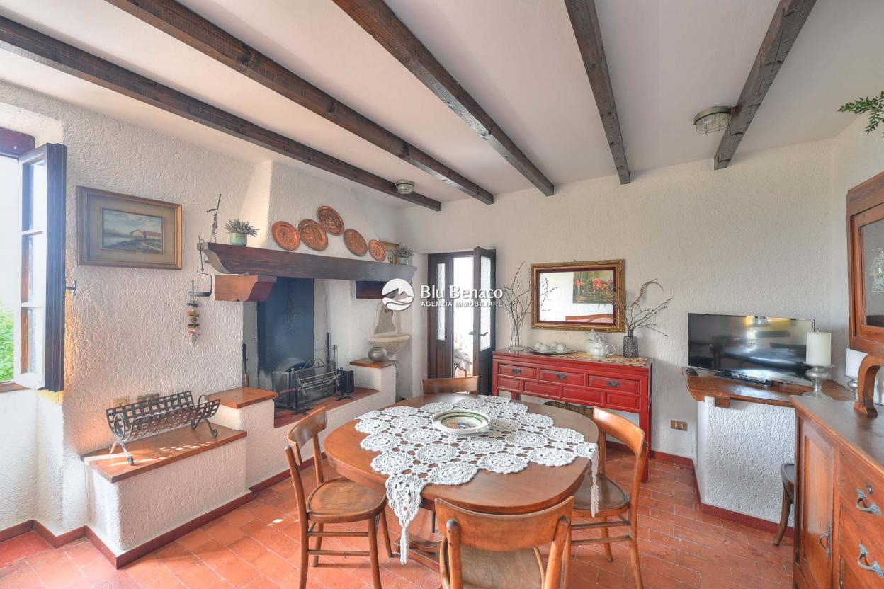 Characteristic property for rent in Maderno