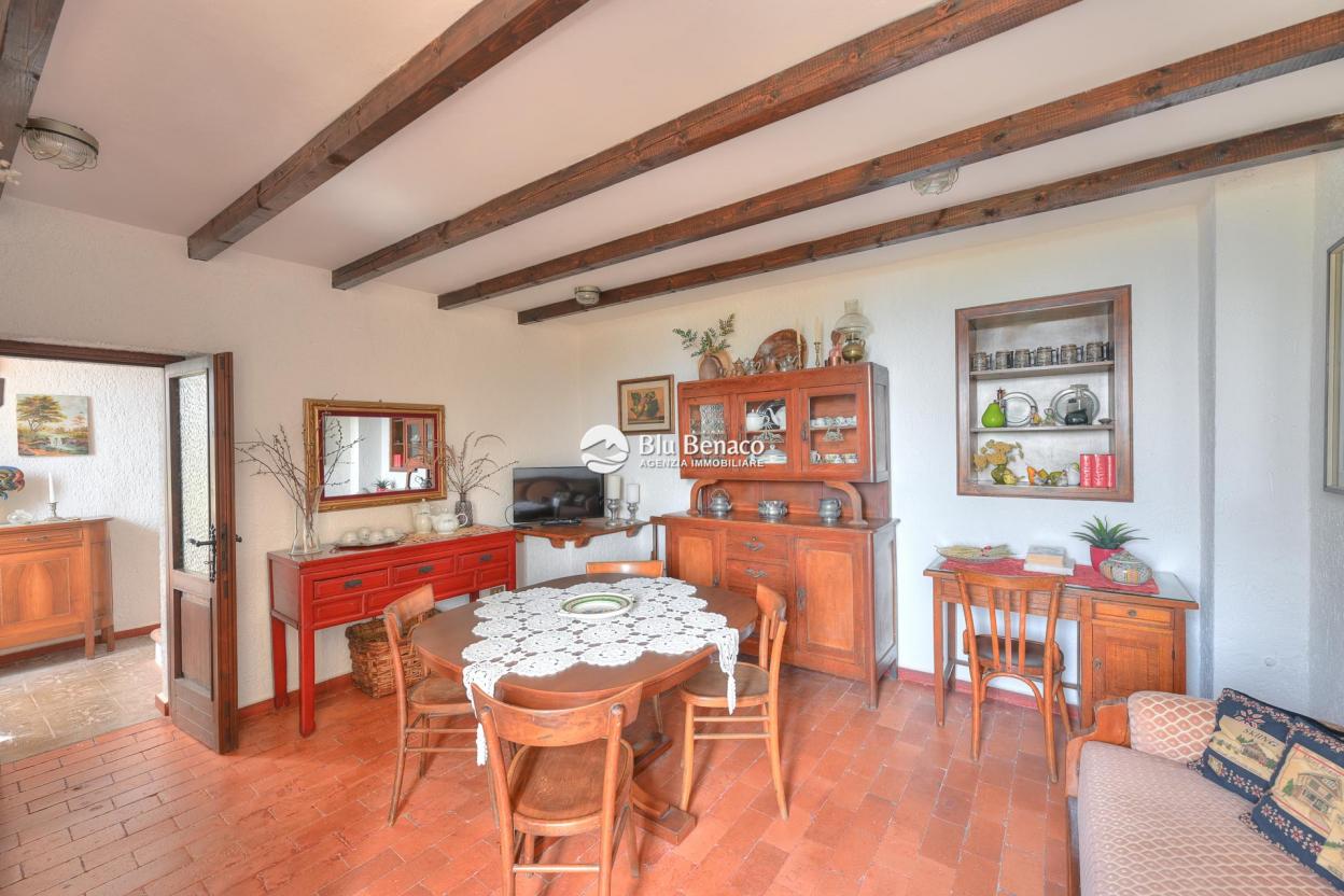 Characteristic property for rent in Maderno