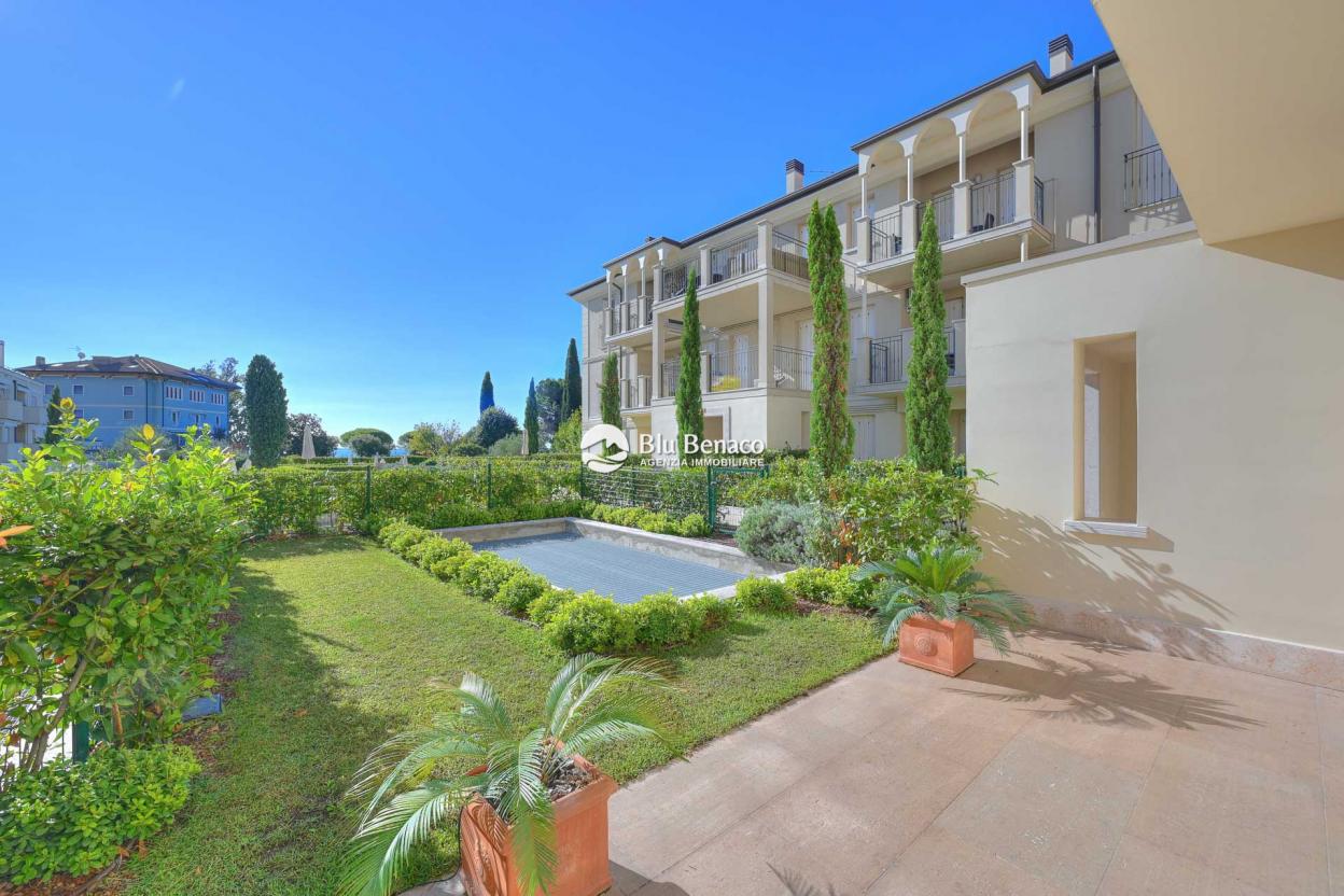 Three-room apartment for sale in Maderno