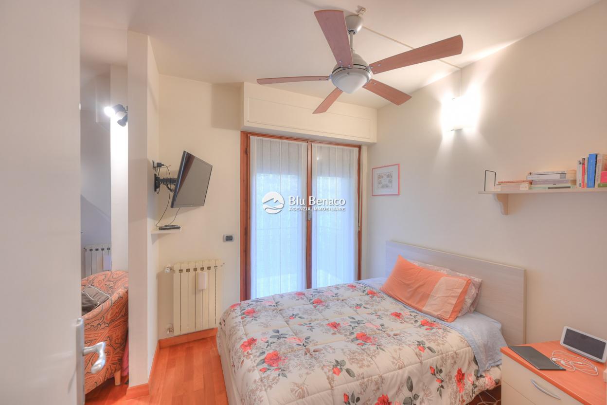 Lovely four-room apartment for sale in Toscolano 