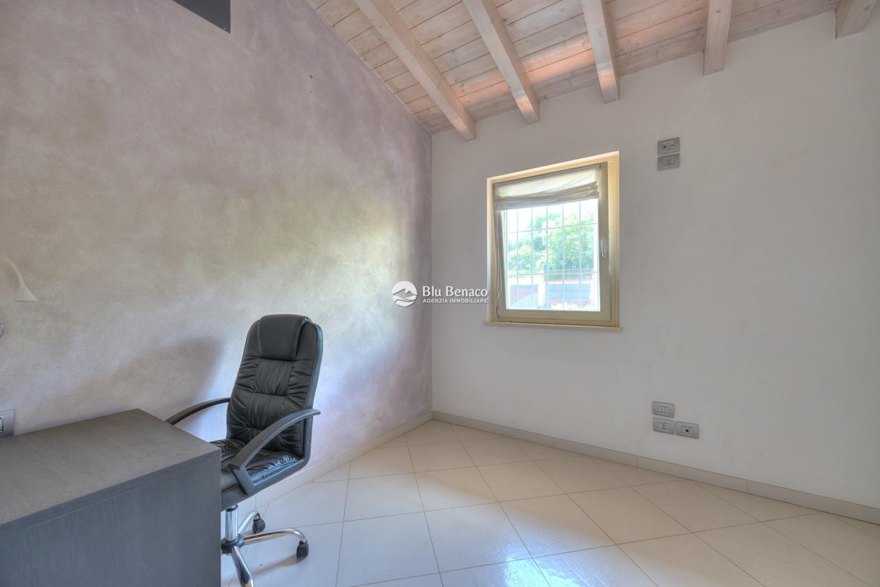 Villa zu verkaufen in Polpenazze del Garda