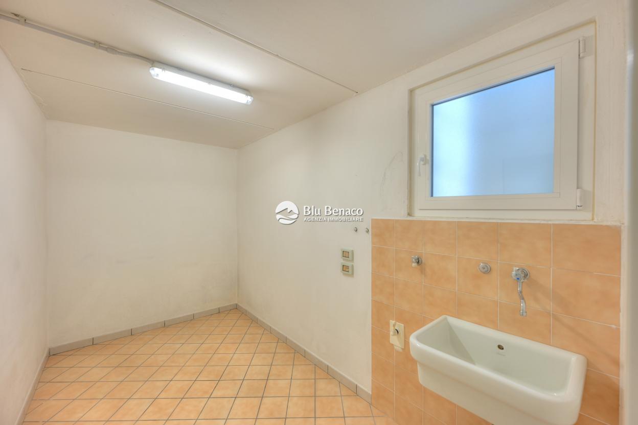 Three-room apartment for sale in Toscolano