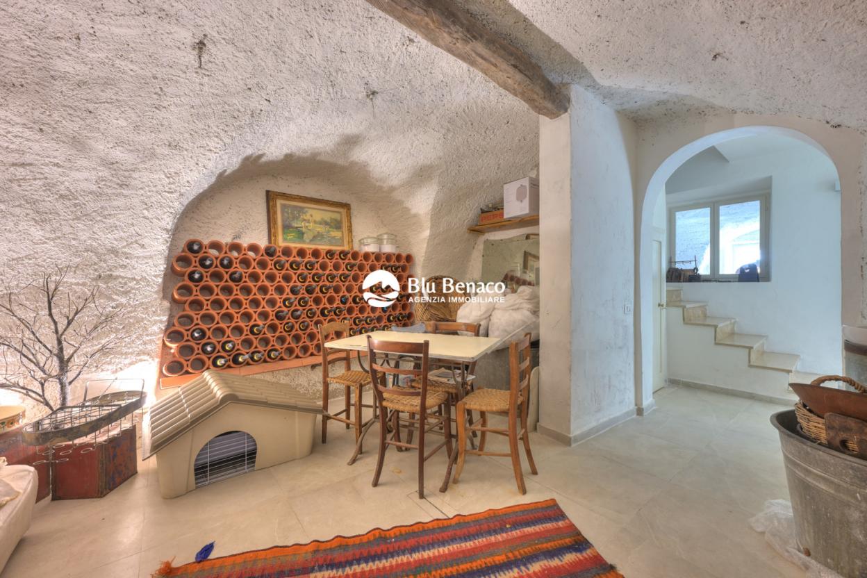 Property for sale in Sasso