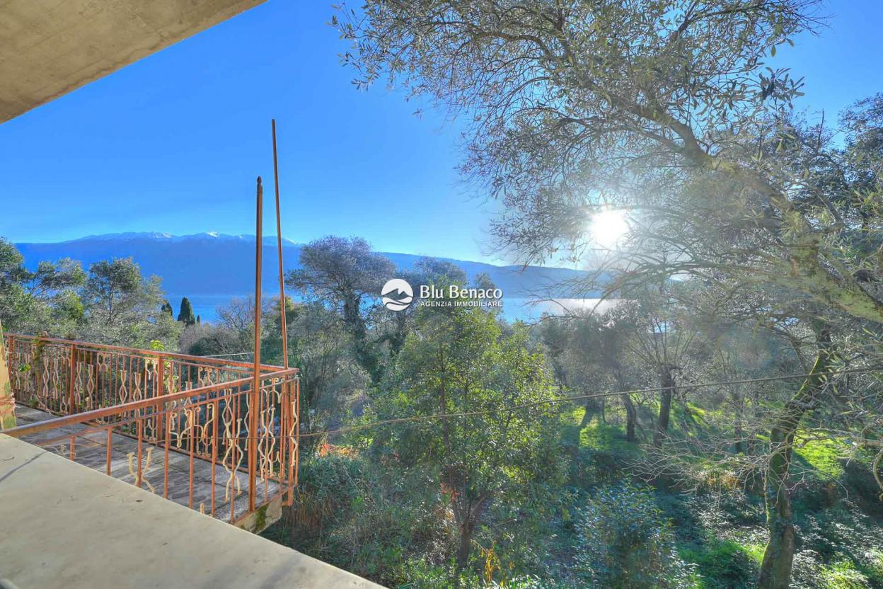 Villa in Gargnano zu verkaufen
