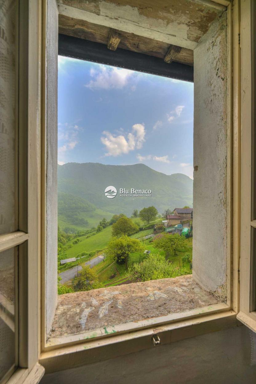 Terracielo in vendita alla Costa frazione di Gargnano 