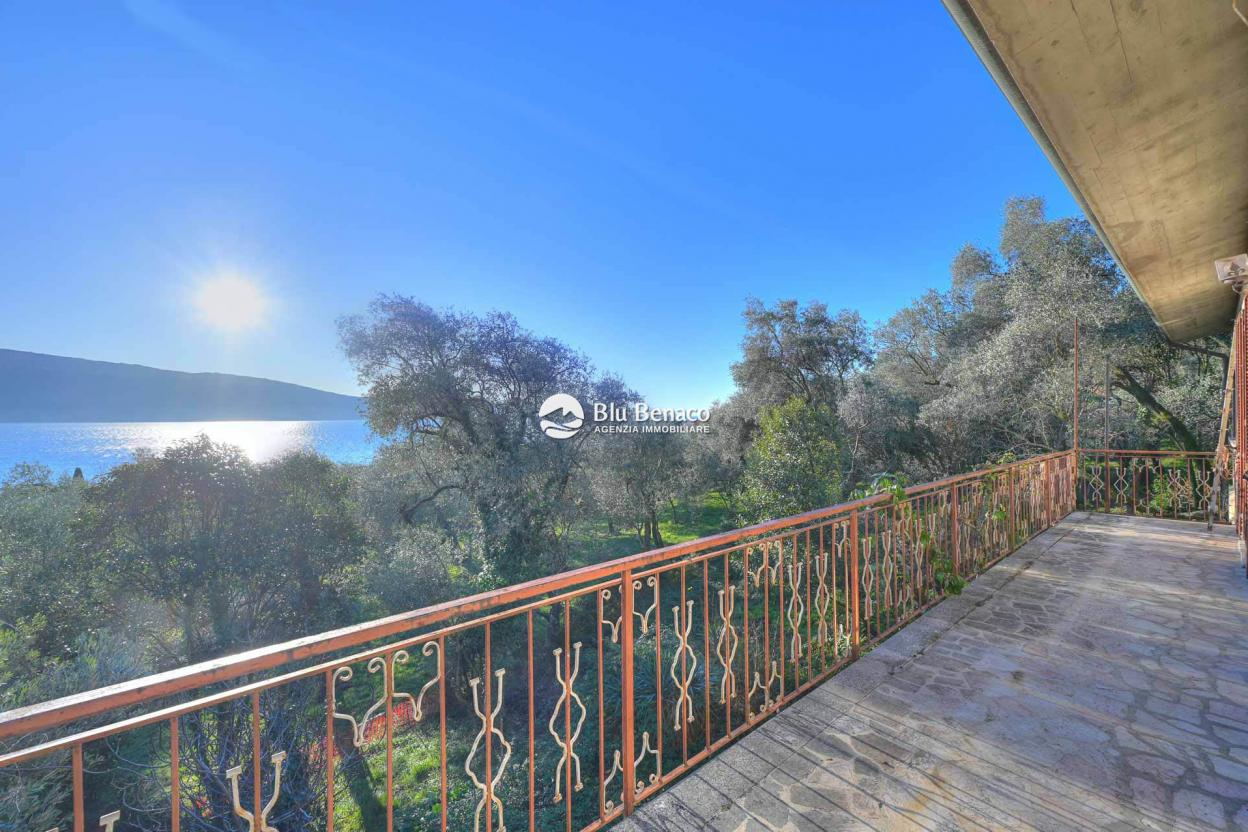 Villa in Gargnano zu verkaufen