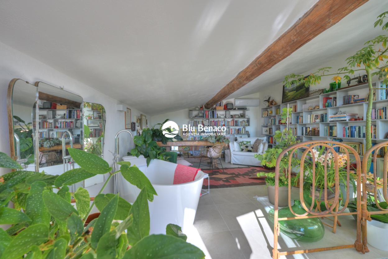 Property for sale in Sasso