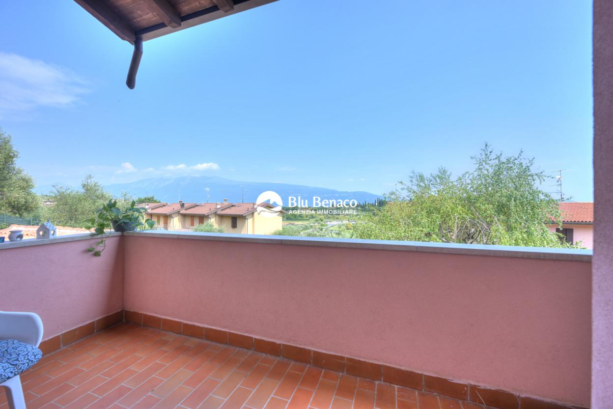 Villetta di testa in vendita a Gaino