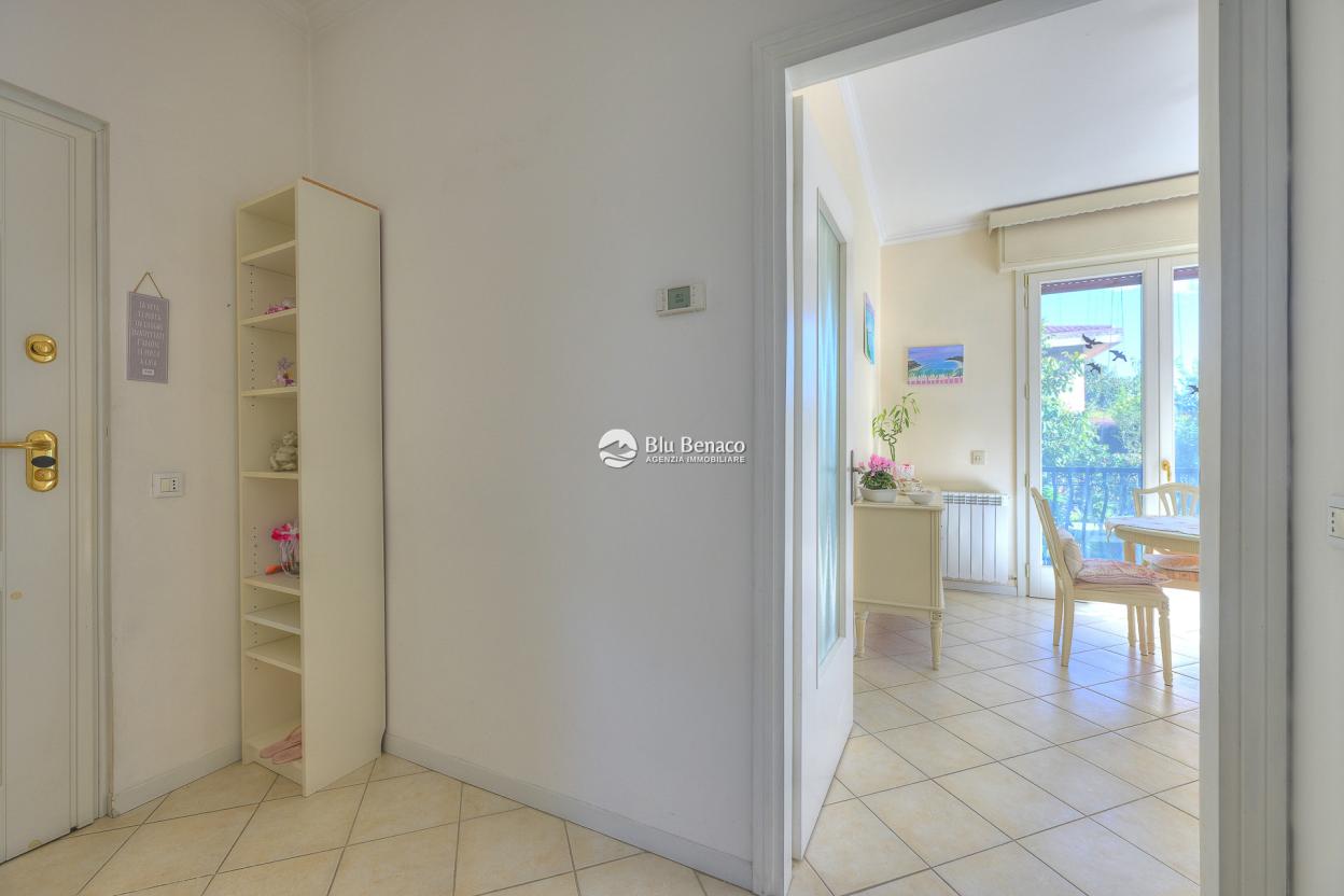 Toscolano Maderno, two-room apartment with garden