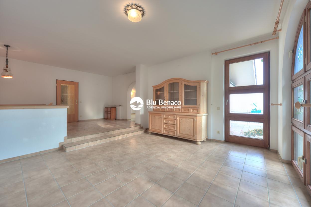 Villa for sale in Cabiana