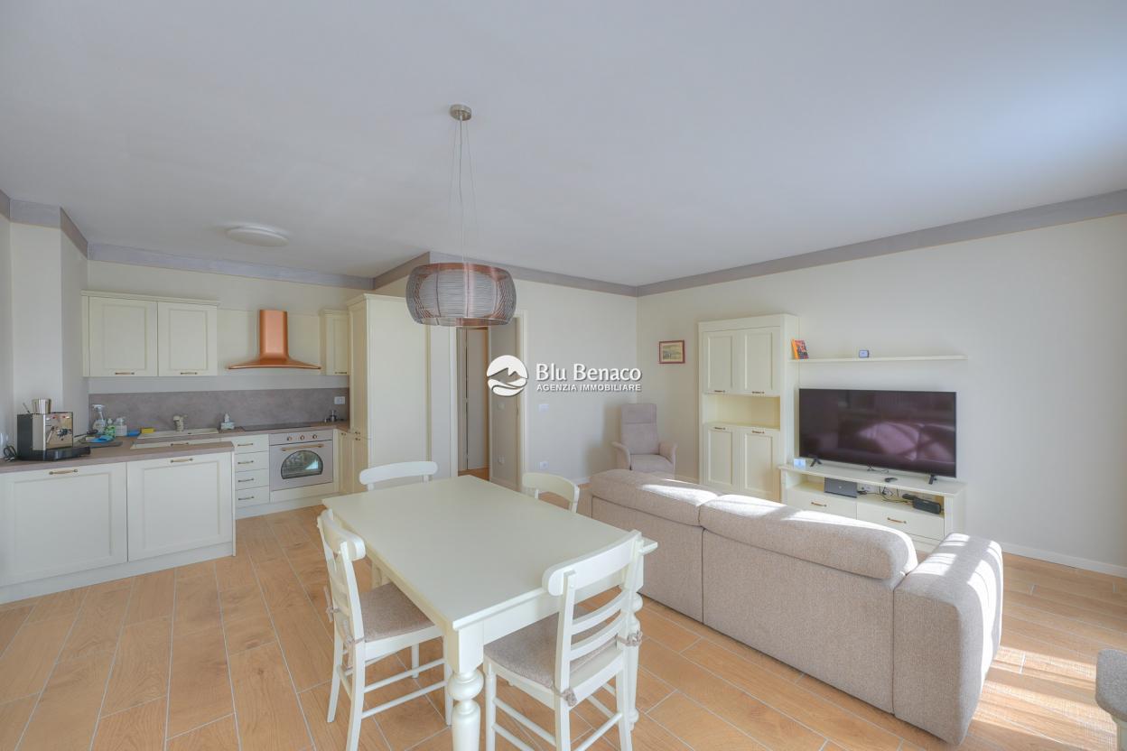 Three-room apartment for sale in Maderno