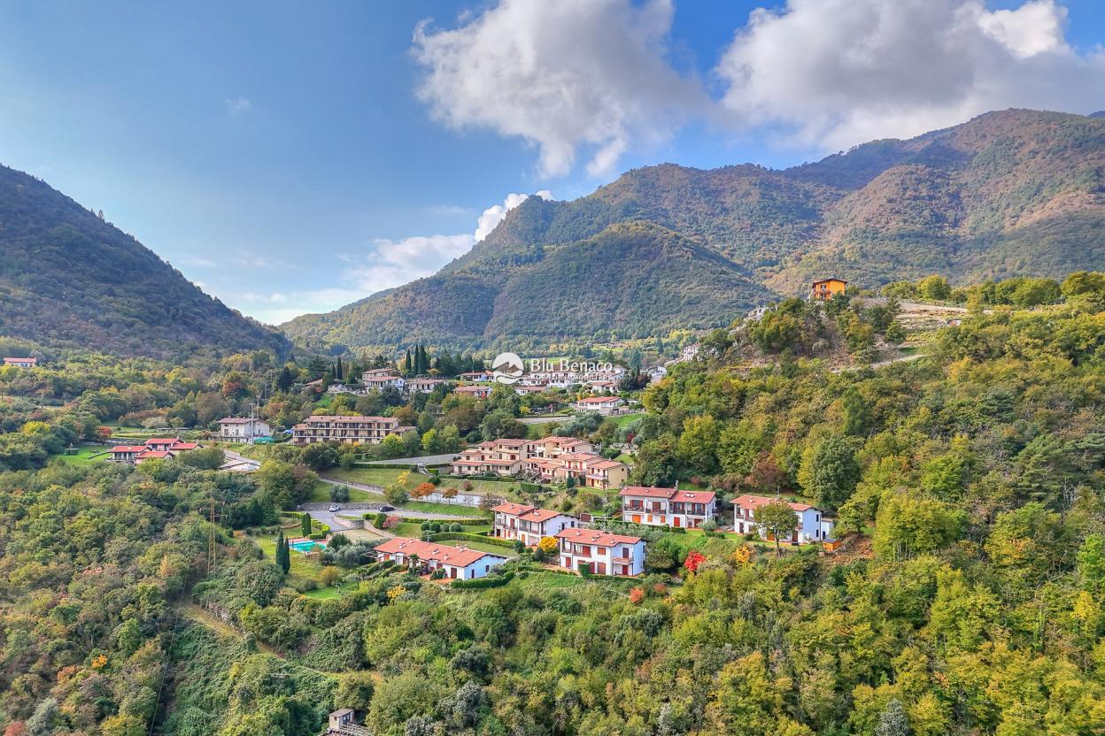 Lake-view apartment for sale in Tignale Lake-view apartment for sale in Tignale