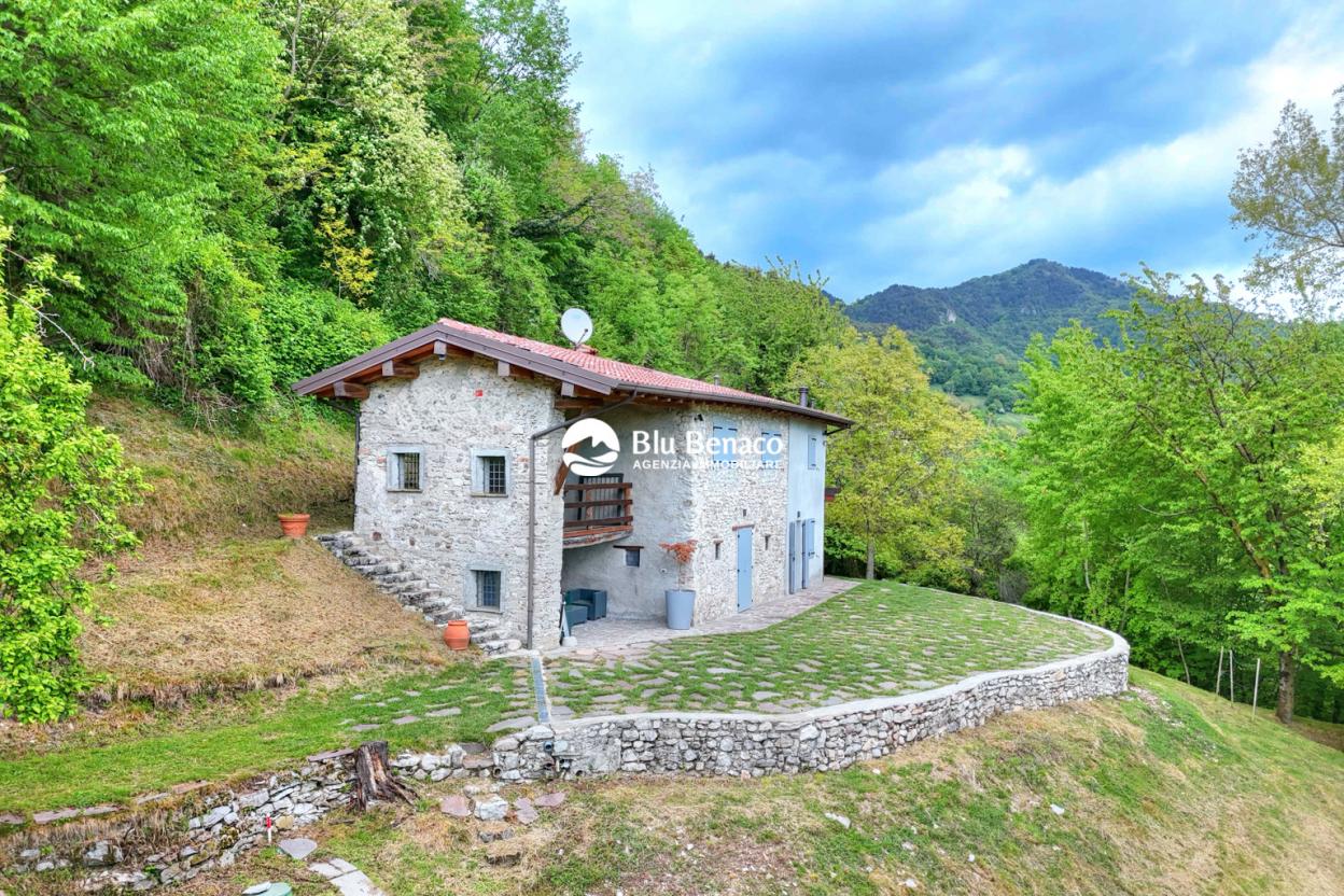 Proprietà indipendente in vendita a Costa