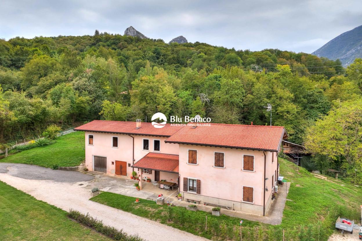 Appartamento in vendita a Navazzo
