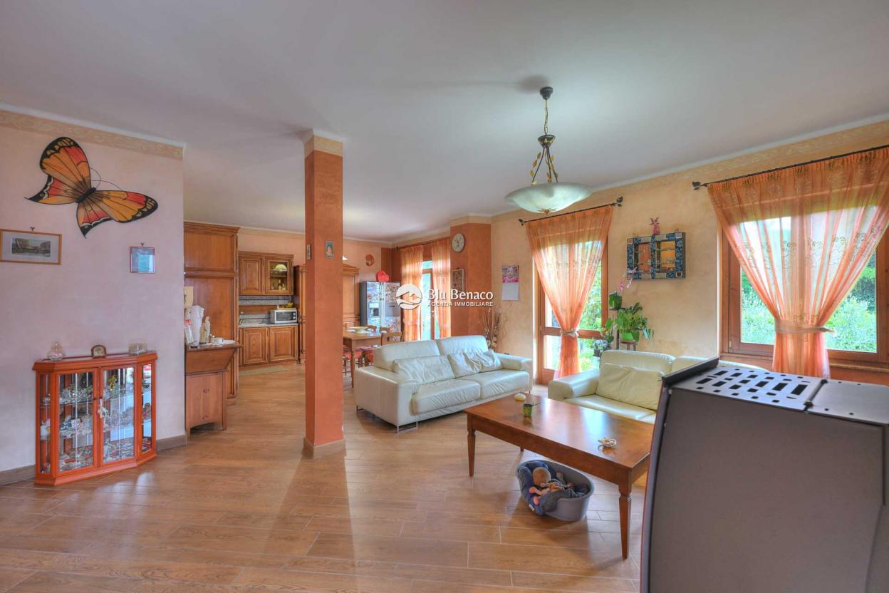 Villa singola in vendita a Roè Volciano 