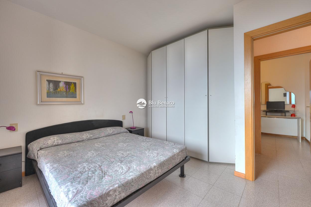 Lake-view apartment for sale in Tignale Lake-view apartment for sale in Tignale