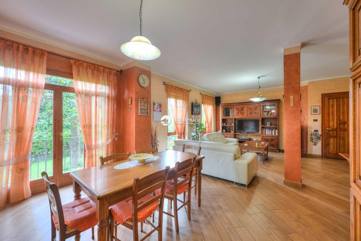 Villa singola in vendita a Roè Volciano 