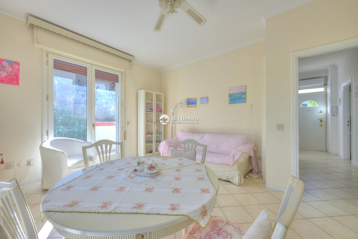 Toscolano Maderno, two-room apartment with garden