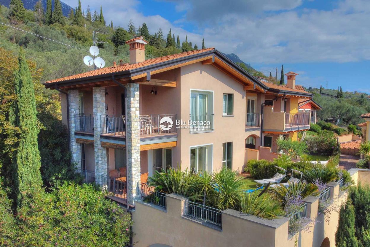 Wonderful semi-detached Villetta for sale