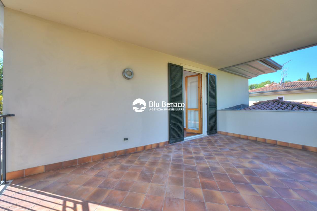 Villetta di testa in vendita a Polpenazze