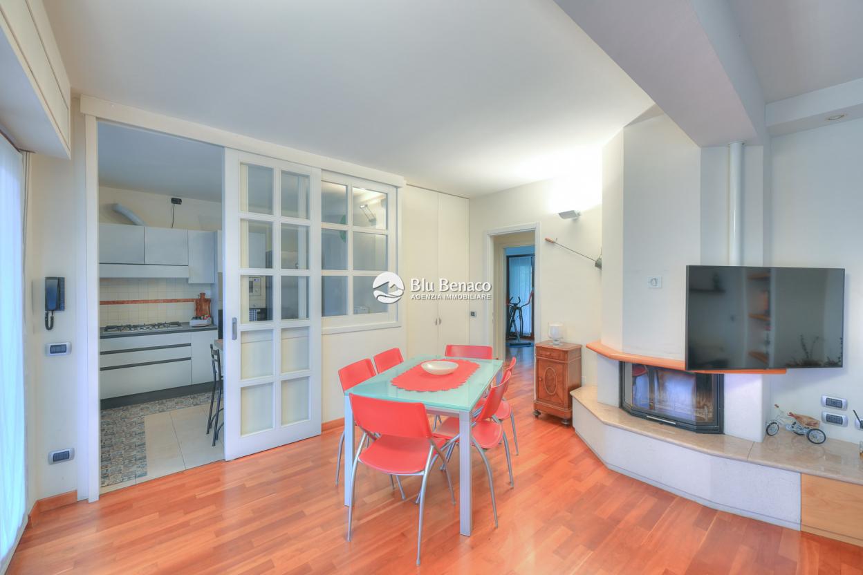 Lovely four-room apartment for sale in Toscolano 