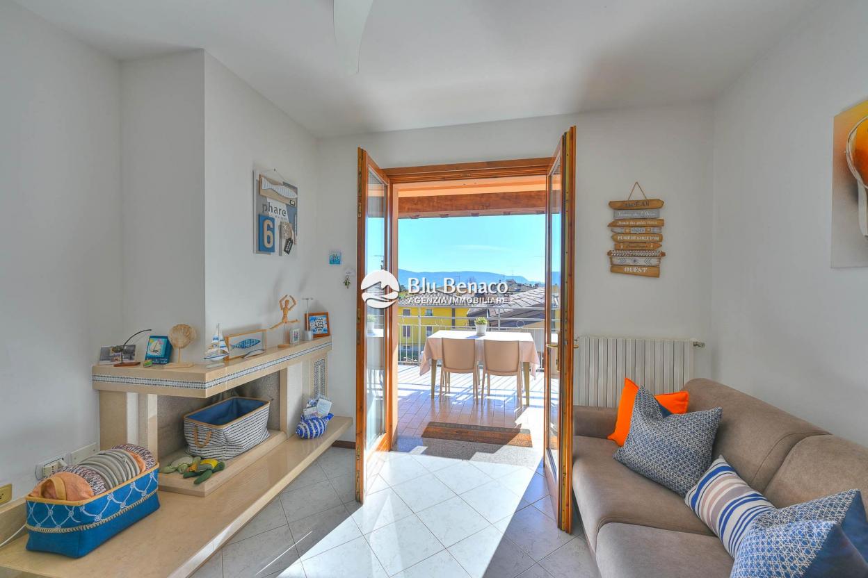 Two-room apartment for sale in Toscolano