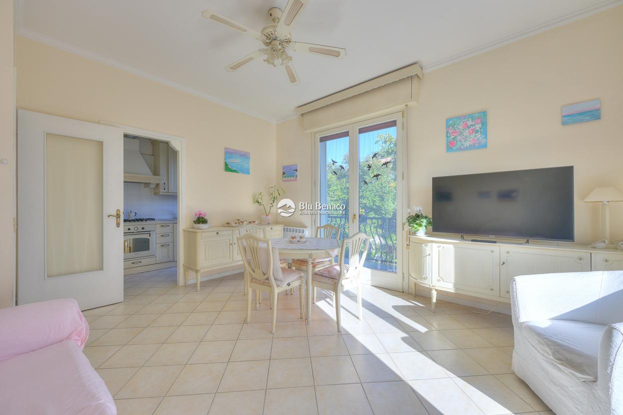 Toscolano Maderno, two-room apartment with garden