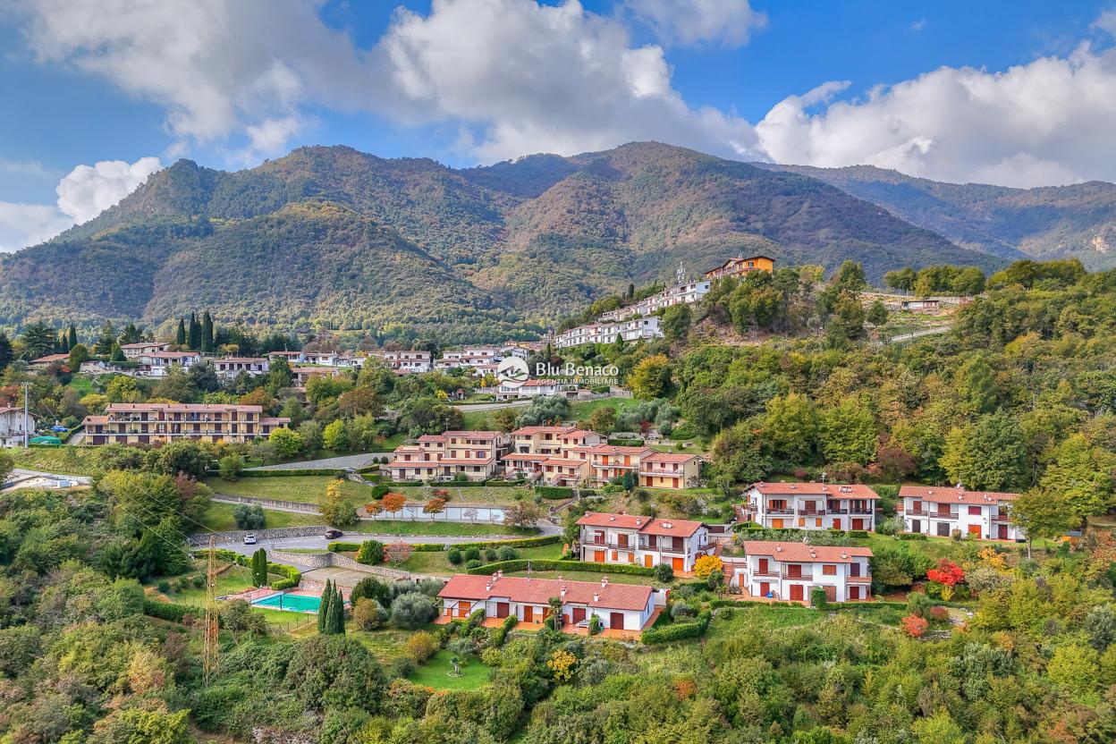 Lake-view apartment for sale in Tignale Lake-view apartment for sale in Tignale