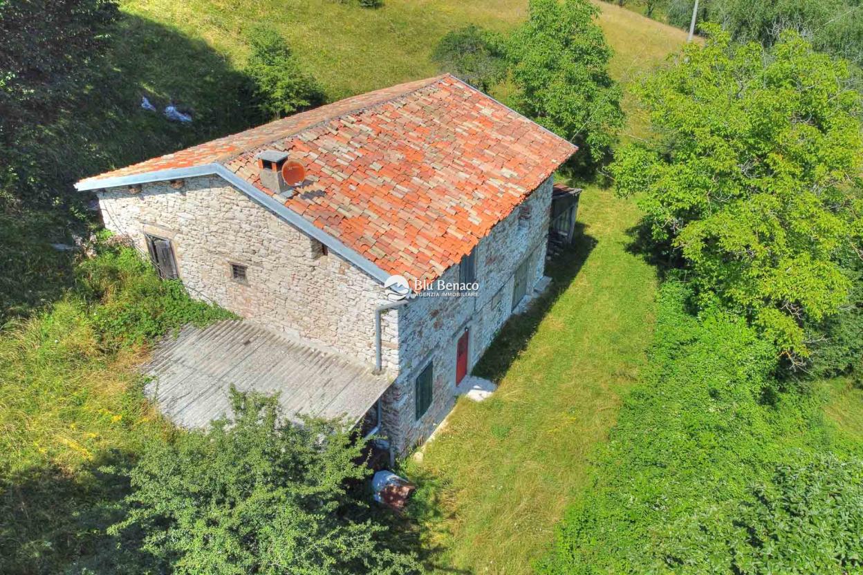 Detached property in Briano