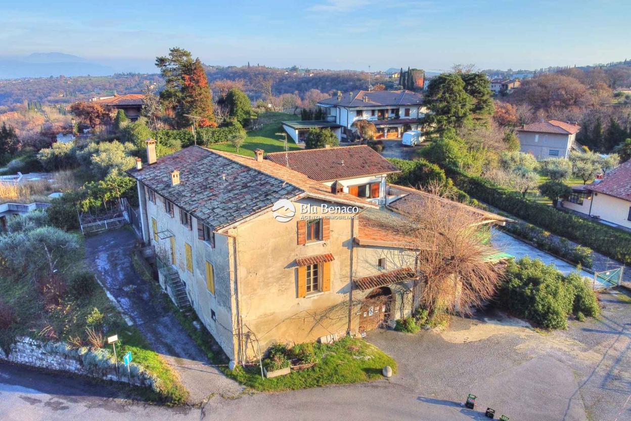 Rustikales Haus zu verkaufen in Salò