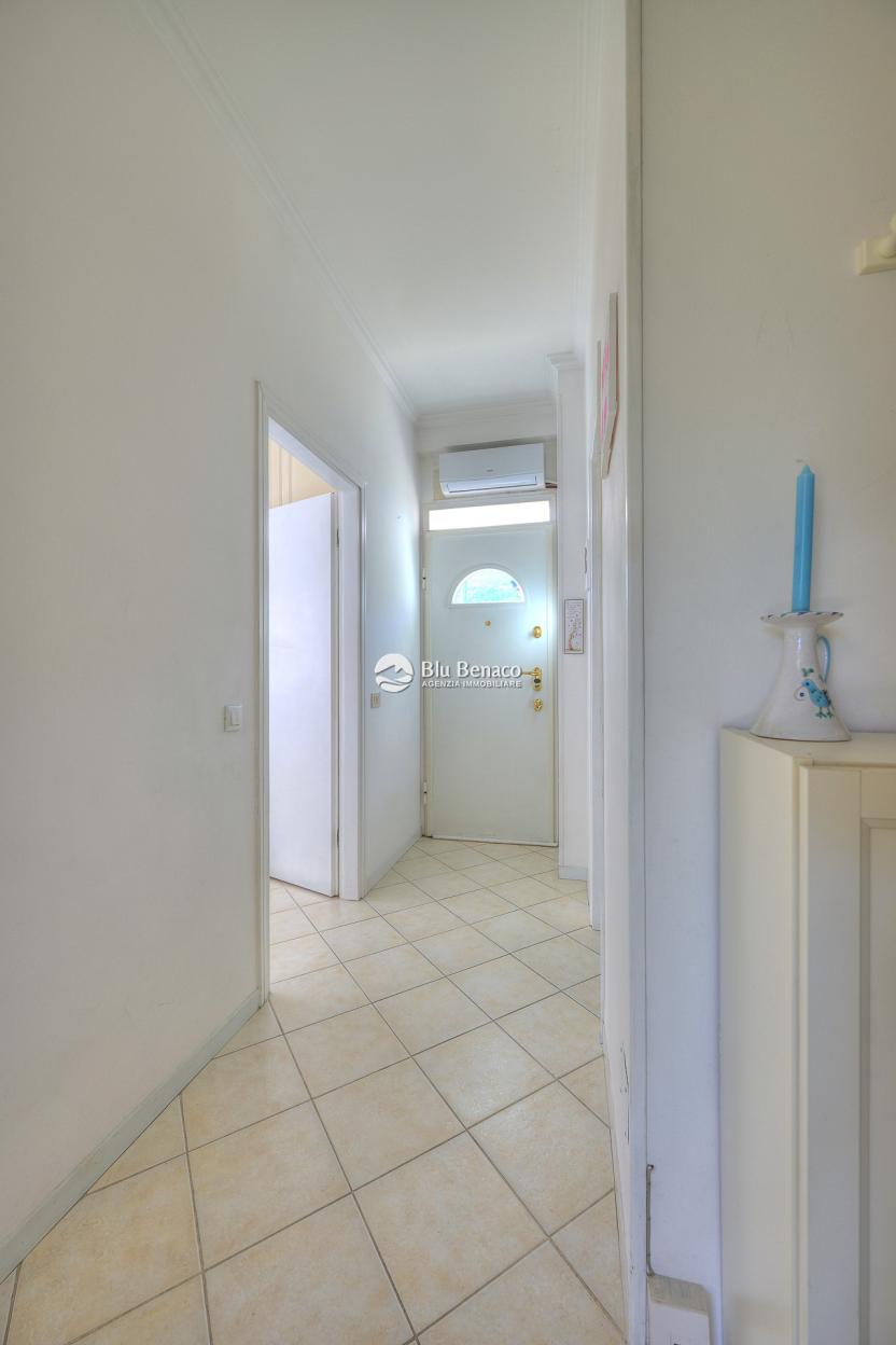 Toscolano Maderno, two-room apartment with garden