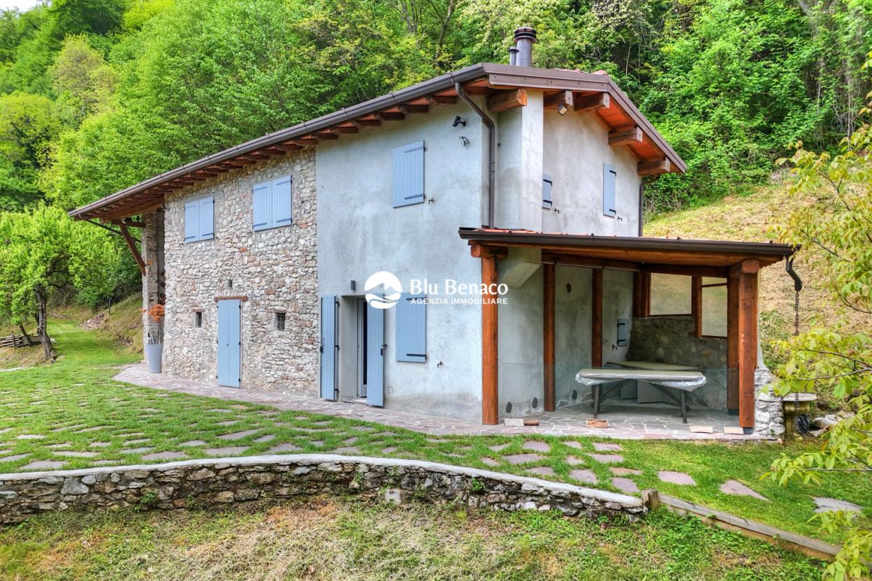 Proprietà indipendente in vendita a Costa