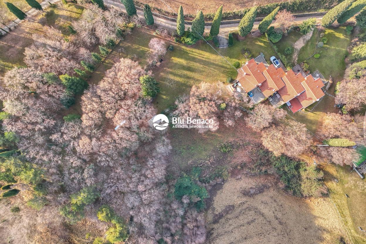 Bifamiliare in vendita a Navazzo