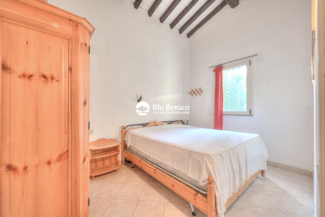 Bifamiliare in vendita a Navazzo