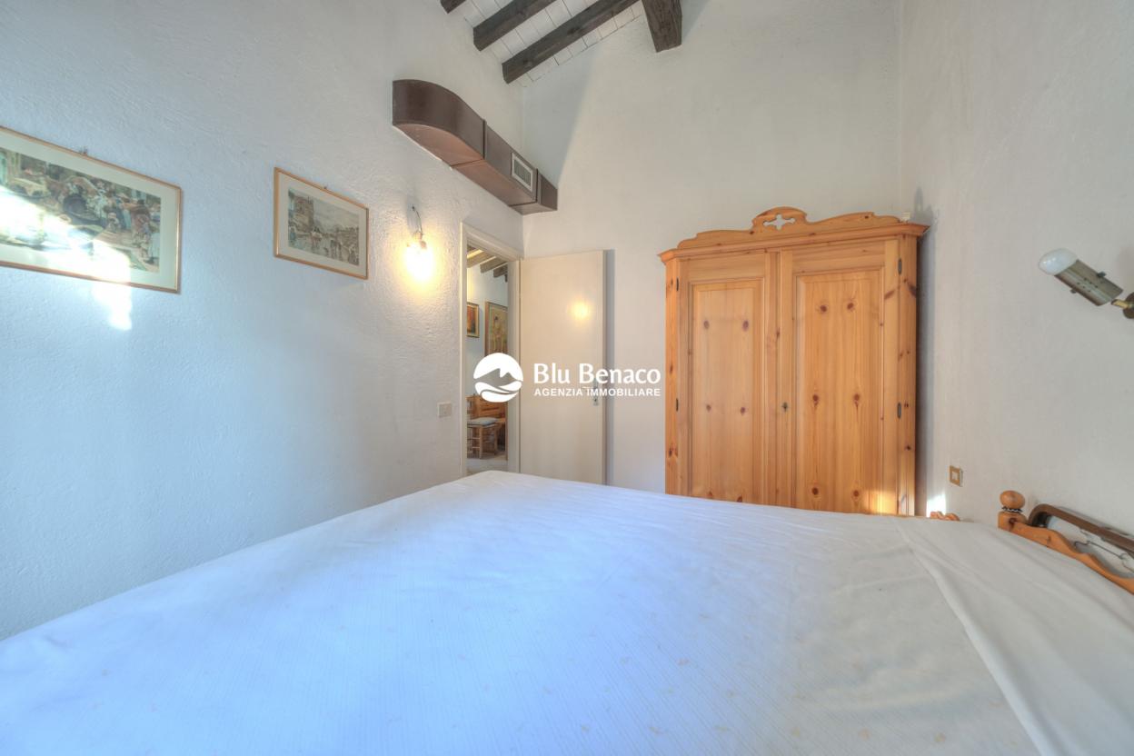 Bifamiliare in vendita a Navazzo