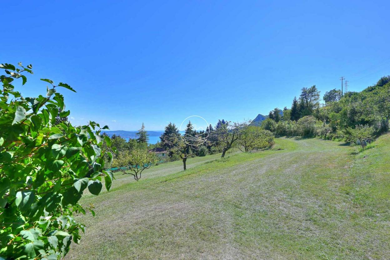 Casale agricolo a Gargnano