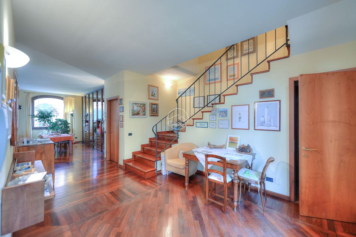 Single villa in Toscolano Maderno