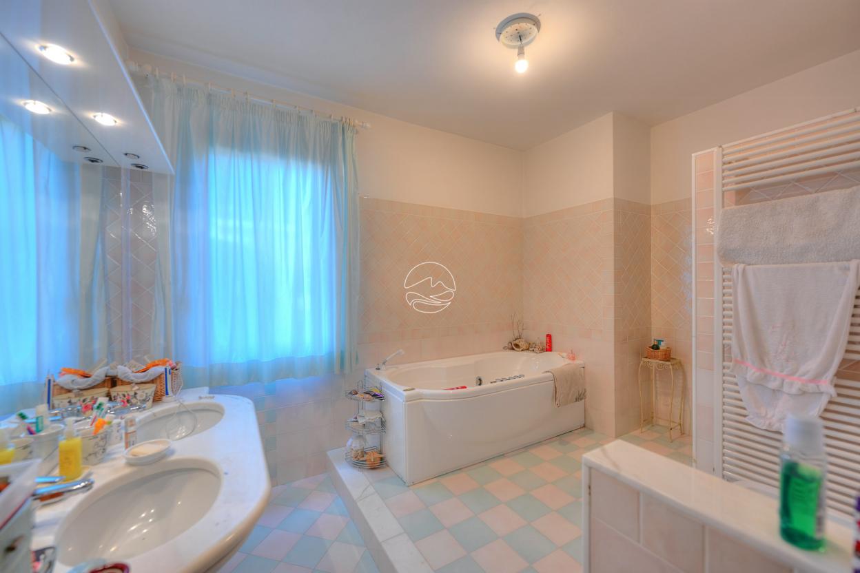 Single villa in Toscolano Maderno