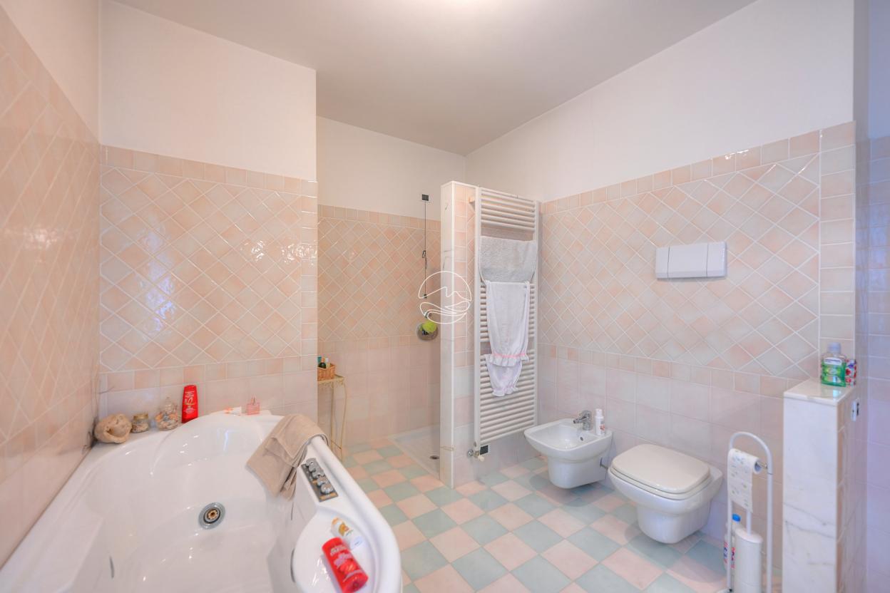 Single villa in Toscolano Maderno