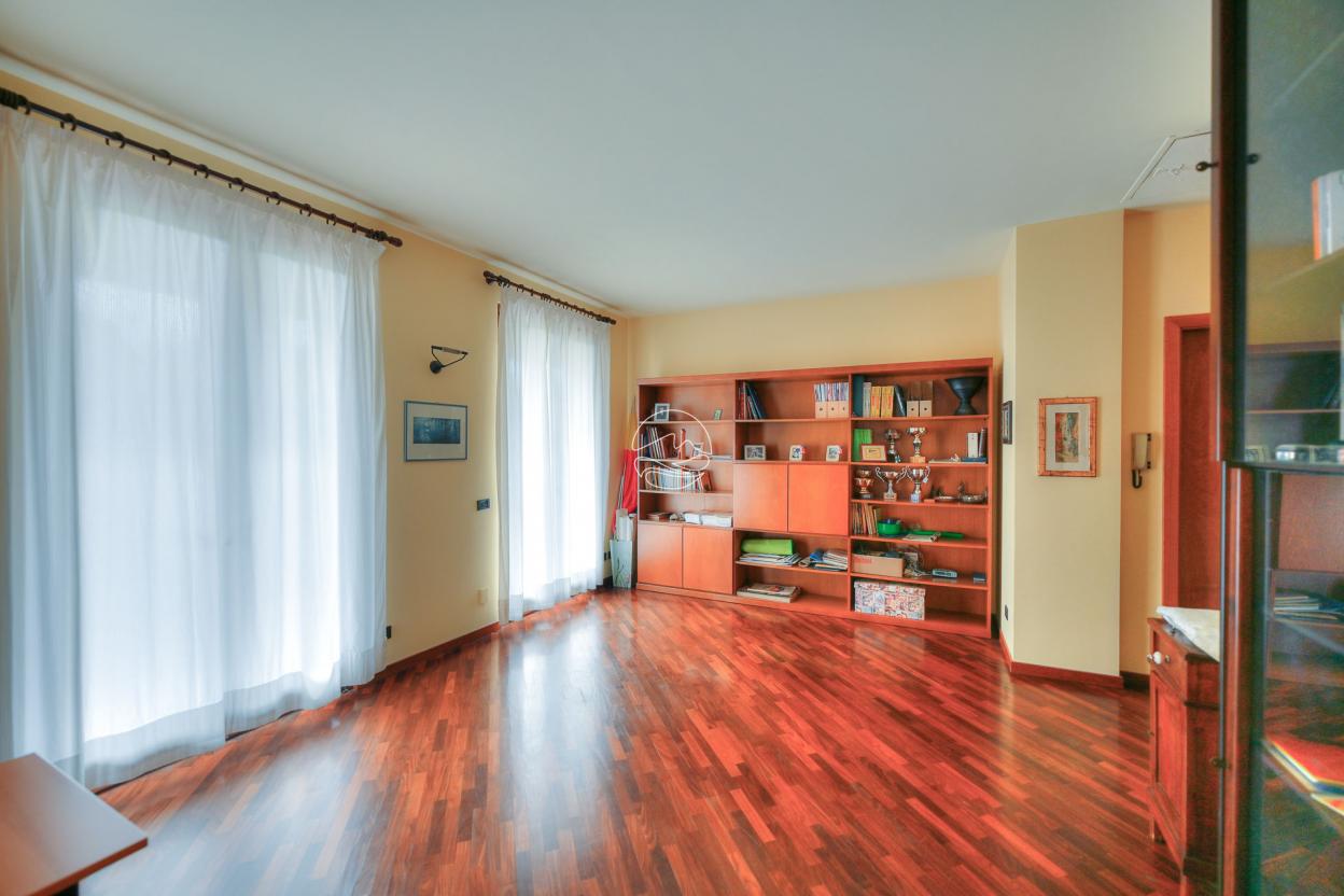 Single villa in Toscolano Maderno