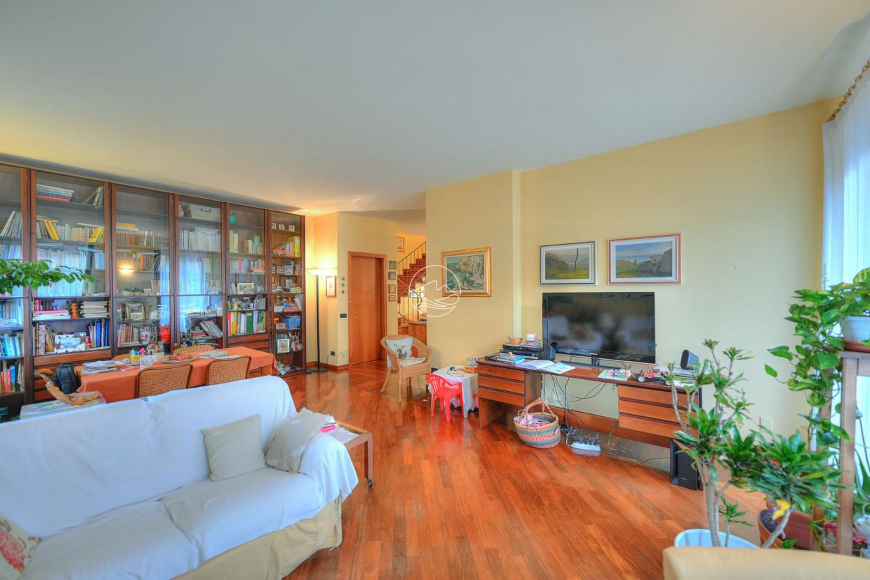 Single villa in Toscolano Maderno