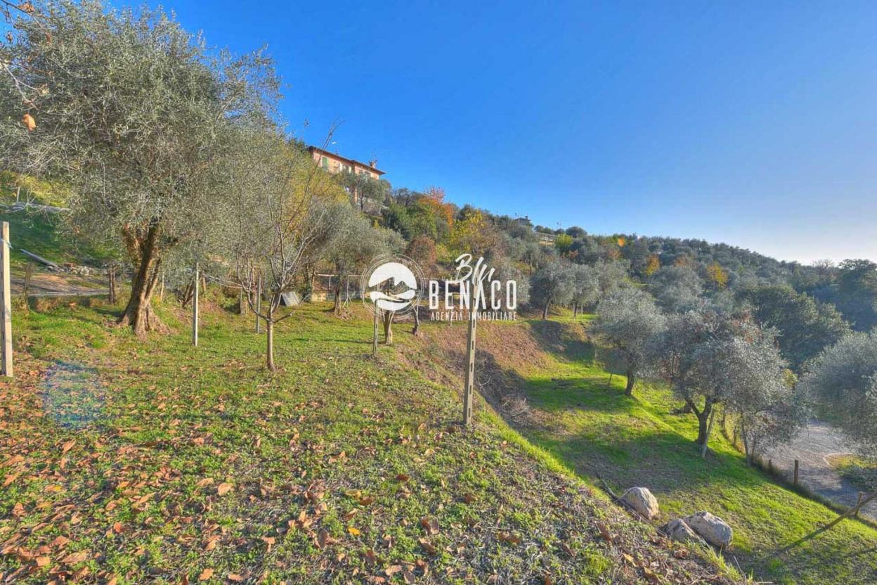 Building land in Toscolano Maderno