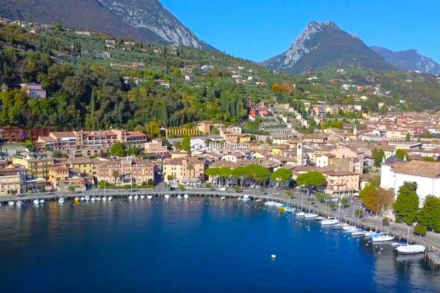 Unmissable two-room apartment for sale in Maderno